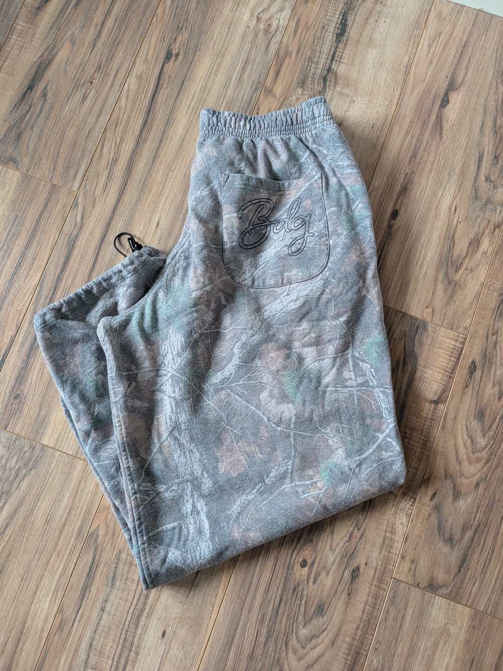 BDG Wide Leg Camo Sweatpants in Gray and Green
